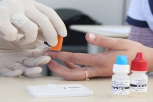 Ministério da Saúde distribui nova vacina da Moderna contra Covid; imunizante deve chegar à Bahia nesta semana