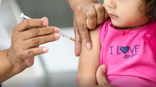 Volta às aulas: especialistas reforçam importância da vacinação