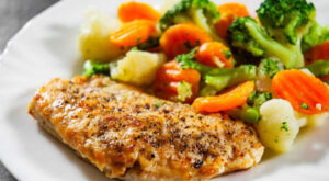 Quatro escolhas saudáveis e nutritivas no jantar que ajudam a controlar peso e glicose, segundo nutricionista